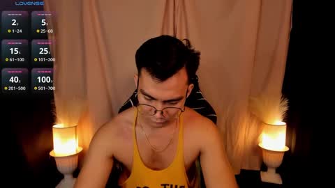 Snapshot of 000batman000 chatting on 02-05-25, 05:30 Bruce online show from 02-05-25, 05:30