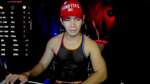 Snapshot of 000batman000 chatting on 03-02-26, 06:14 Bruce online show from 03-02-26, 06:14