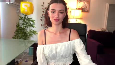 Snapshot of 0_perfect_imperfection_0 chatting on 05-02-26, 09:31 Olivia online show from 05-02-26, 09:31