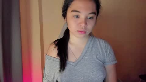 Snapshot of 0wwlo0k chatting on 12-22-25, 04:42 0wwlo0k online show from 12-22-25, 04:42