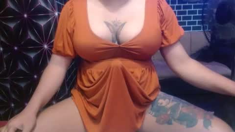  i am trixie im Your Selfsucking Mistress  online show from 03-23-26, 03:32
