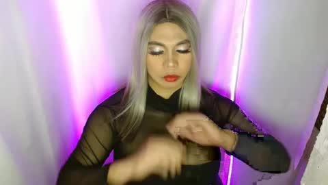 Snapshot of 11inchsinglecious chatting on 01-16-25, 07:28 HUGECOCK online show from 01-16-25, 07:28