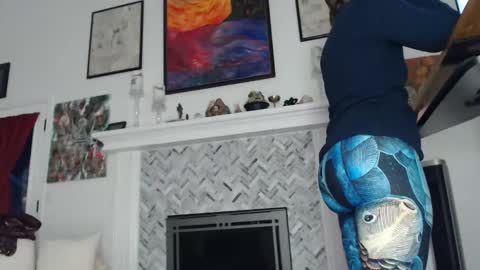 Snapshot of 11willowandjohn11 chatting on 01-21-25, 01:11 Aurora Willows online show from 01-21-25, 01:11