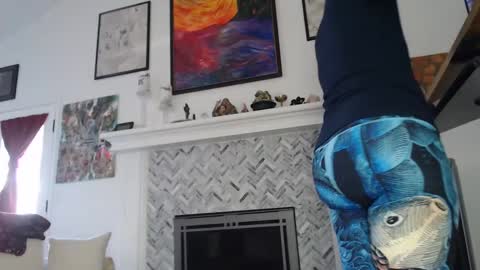 Snapshot of 11willowandjohn11 chatting on 01-21-25, 08:32 Aurora Willows online show from 01-21-25, 08:32
