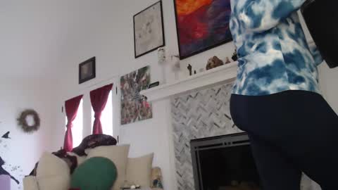 Snapshot of 11willowandjohn11 chatting on 03-08-25, 05:22 Aurora Willows online show from 03-08-25, 05:22
