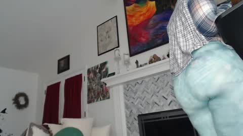 Snapshot of 11willowandjohn11 chatting on 03-10-25, 11:21 Aurora Willows online show from 03-10-25, 11:21