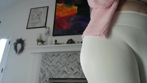 Aurora Willows online show from 02-23-26, 06:49