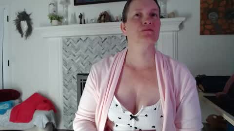 Aurora Willows online show from 04-02-26, 03:48