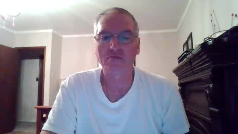 Snapshot of 123456ant chatting on 05-07-26, 12:16 123456ant online show from 05-07-26, 12:16