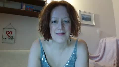 12ennie online show from 11-20-25, 08:03