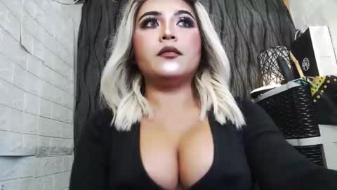 sexy kia online show from 10-07-25, 12:52