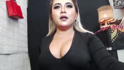 sexy kia online show from 11-28-25, 06:49