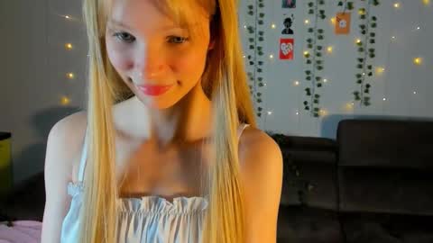 Kira online show from 03-15-26, 05:30