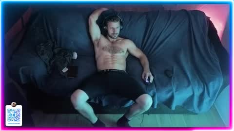 Snapshot of 19reddragon86 chatting on 10-09-25, 05:38 19reddragon86 online show from 10-09-25, 05:38