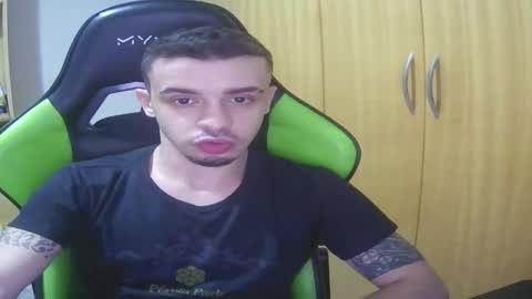 Snapshot of 1good_vibes1 chatting on 02-15-26, 04:31 1good_vibes1 online show from 02-15-26, 04:31