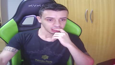 Snapshot of 1good_vibes1 chatting on 02-21-26, 05:41 1good_vibes1 online show from 02-21-26, 05:41