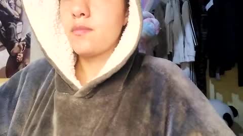 1kandylove online show from 10-22-25, 01:06