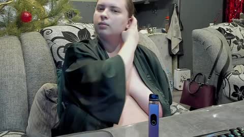 Snapshot of 1lindsey1 chatting on 01-09-25, 04:49 1LINDSEY1 online show from 01-09-25, 04:49