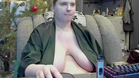 Snapshot of 1lindsey1 chatting on 01-15-25, 07:12 1LINDSEY1 online show from 01-15-25, 07:12