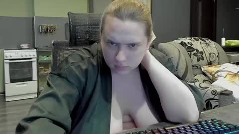 Snapshot of 1lindsey1 chatting on 03-04-25, 09:22 1LINDSEY1 online show from 03-04-25, 09:22