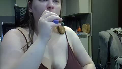 Snapshot of 1lindsey1 chatting on 09-10-25, 01:27 1LINDSEY1 online show from 09-10-25, 01:27
