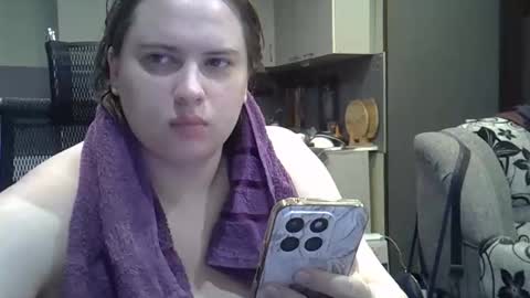 Snapshot of 1lindsey1 chatting on 09-13-25, 06:35 1LINDSEY1 online show from 09-13-25, 06:35