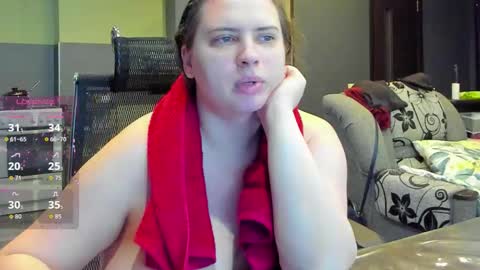 Snapshot of 1lindsey1 chatting on 11-10-25, 11:53 1LINDSEY1 online show from 11-10-25, 11:53