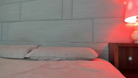 Snapshot of 1lovely1 chatting on 12-20-24, 04:20 Onna online show from 12-20-24, 04:20