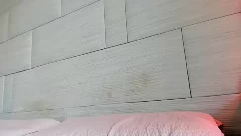 Snapshot of 1lovely1 chatting on 02-12-25, 07:35 Onna online show from 02-12-25, 07:35