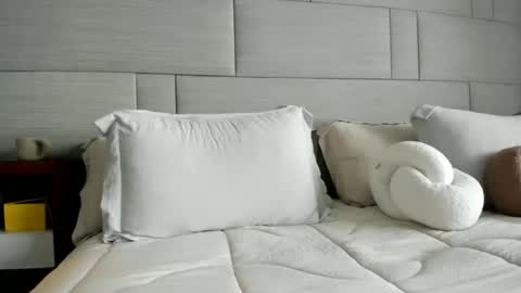 Snapshot of 1lovely1 chatting on 09-24-25, 06:55 Onna online show from 09-24-25, 06:55