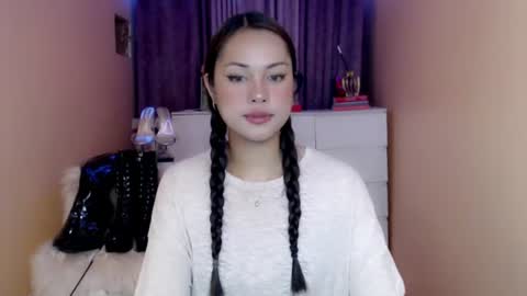 Snapshot of 1miracle_tranny chatting on 06-10-26, 05:50 1miracle_tranny online show from 06-10-26, 05:50