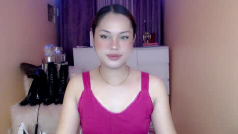 Snapshot of 1miracle_tranny chatting on 07-17-26, 07:37 1miracle_tranny online show from 07-17-26, 07:37