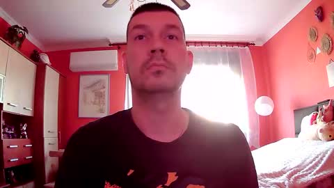 Snapshot of 1molylepke chatting on 05-21-26, 06:20 Moly online show from 05-21-26, 06:20