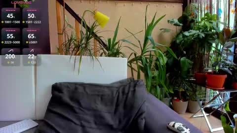 Moona  online show from 09-12-25, 11:32