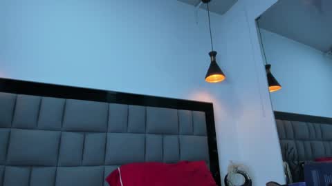 Luisa online show from 01-21-25, 03:43