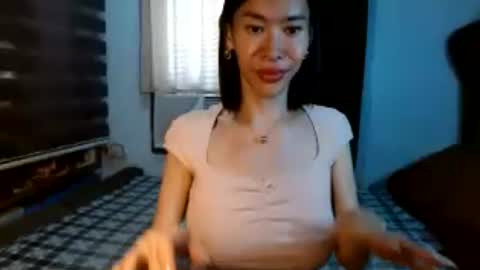 Snapshot of 1perfectmodel4u chatting on 07-16-26, 02:17 1perfectmodel online show from 07-16-26, 02:17