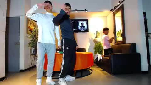 Snapshot of 1pushman chatting on 02-28-26, 01:45 pushman online show from 02-28-26, 01:45