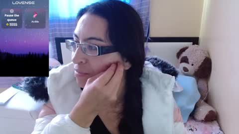 paola online show from 01-22-25, 10:37