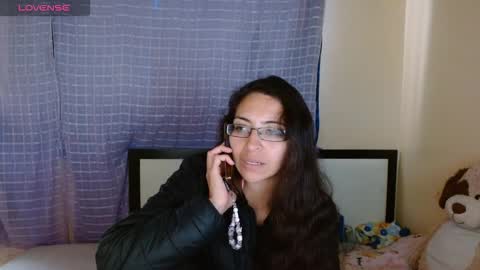 paola online show from 10-09-25, 11:14