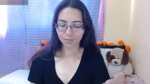 paola online show from 11-19-25, 04:18