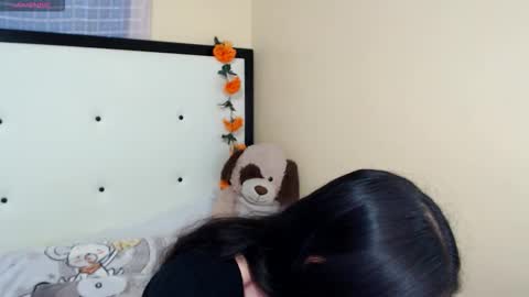 paola online show from 03-05-26, 11:45