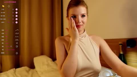 VICTORIA online show from 10-04-25, 01:14