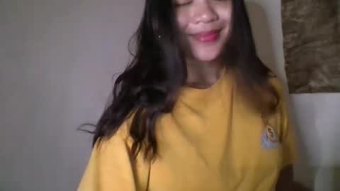 Snapshot of 1smile4u chatting on 04-20-26, 01:36 1smile4u online show from 04-20-26, 01:36