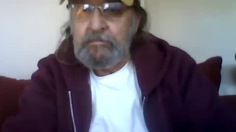 1valentine online show from 12-01-25, 04:56