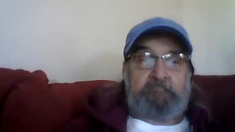 1valentine online show from 12-21-25, 08:38