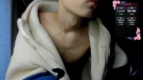 Milos online show from 09-28-25, 10:09