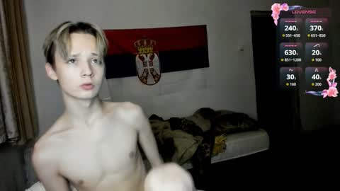 Milos online show from 10-10-25, 09:47