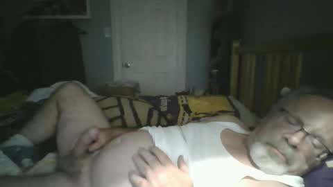 Snapshot of 2003dynawideglide chatting on 05-09-26, 03:01 2003dynawideglide online show from 05-09-26, 03:01