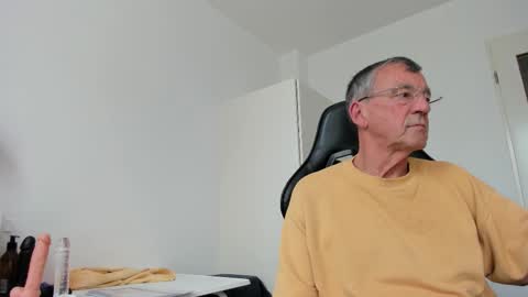 Henk online show from 10-23-25, 12:15