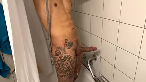 2025rob online show from 11-05-25, 05:24